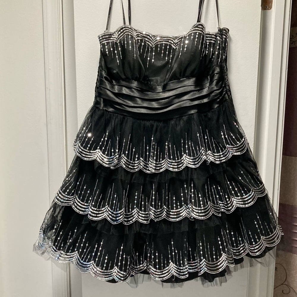 Deb size 20/21 black and sliver sequin dress